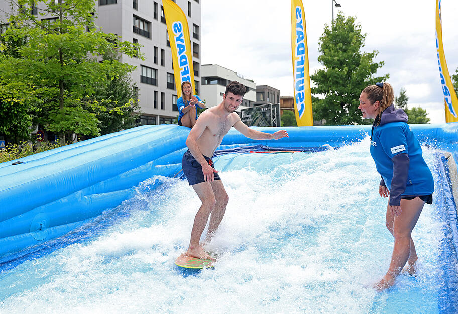 Surfwelle beim Heilbronner Lichterfest Surfwelle beim Heilbronner Lichterfest