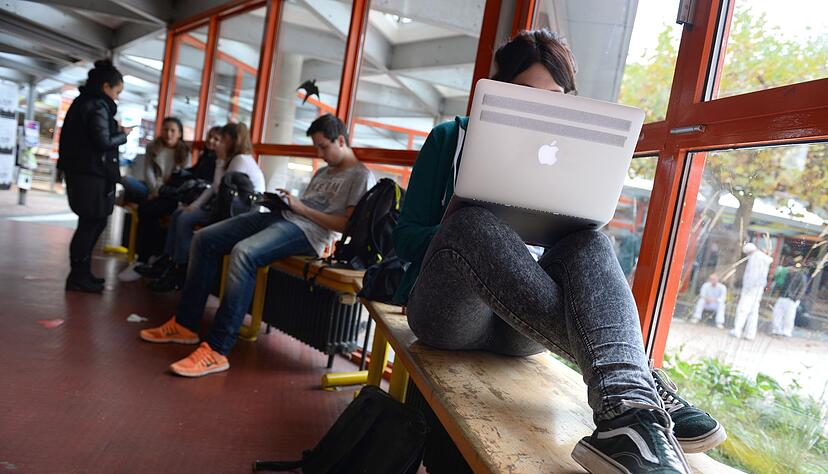 In der Regel sind dual Studierende auch in der gesetzlichen Rentenversicherung pflichtversichert und k&ouml;nnen so zum Grundstock ihrer sp&auml;teren Rente beitragen.