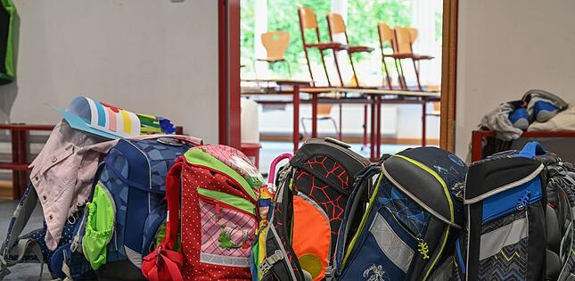 Aus Sicht der IW-Experten geht es bei dem Anspruch auf Ganztagsbetreuung nicht nur darum, den Eltern die Chance auf Berufst&auml;tigkeit zu geben - es gehe auch um Teilhabe, meinen die Forscher. (Symbolbild)