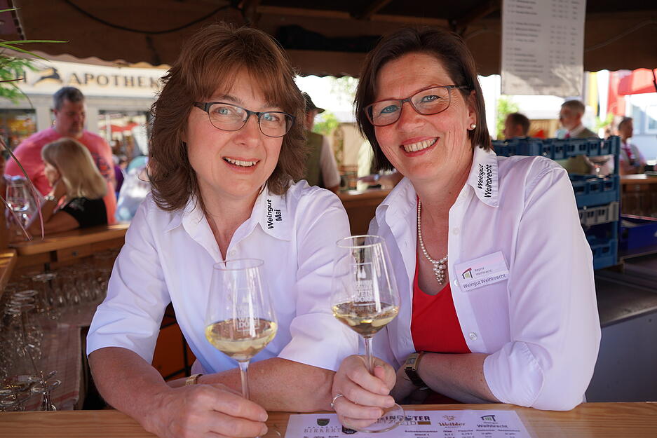 Er&ouml;ffnung Weindorf in &Ouml;hringen