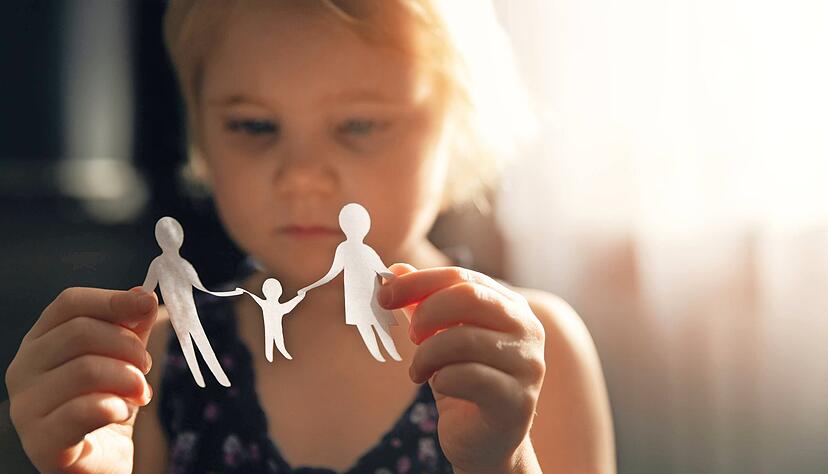 Wenn ein Elternteil krank ist, leidet das Kind oft still. Das Projekt "Stark im Sturm" am Klinikum am Weissenhof setzt hier mit Hilfe an.
