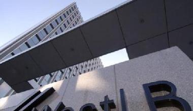 Die WestLB musste einen Konzernfehlbetrag von über 1 Milliarde Euro verbuchen. Die WestLB musste einen Konzernfehlbetrag von über 1 Milliarde Euro verbuchen.