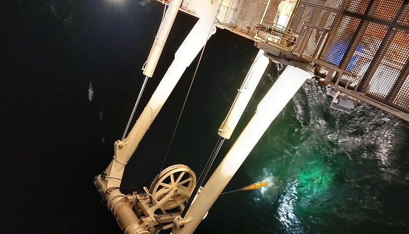 Eine aktuelle Umfrage zeigt, dass sich die Mehrheit der Deutschen vor einem Cyberkrieg f&uuml;rchtet - darunter auch vor Angriffen auf Datenkabel in der Ostsee. (Archivbild)