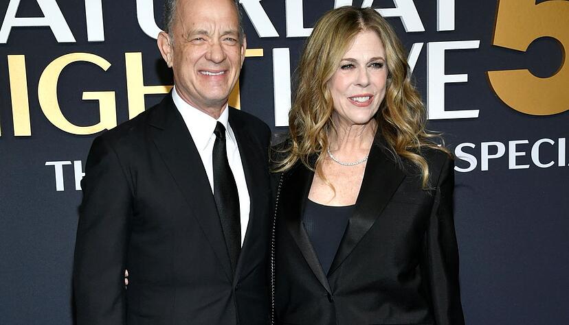 Tom Hanks und seine Frau Rita Wilson auf dem roten Teppich der SNL-Jubil&auml;umsshow.
