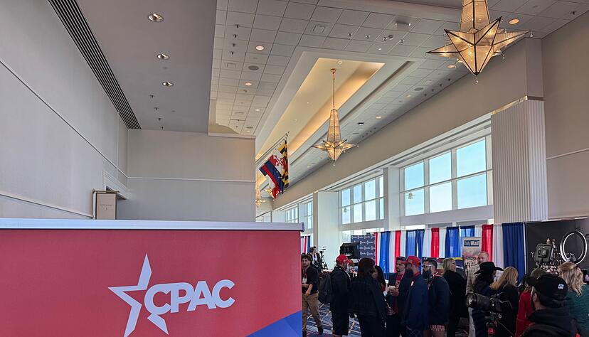 Die Konferenz findet in einem riesigen Veranstaltungskomplex nahe der US-Hauptstadt Washington statt. Die Konferenz findet in einem riesigen Veranstaltungskomplex nahe der US-Hauptstadt Washington statt.