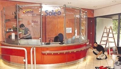 Etwas Farbe, und schon präsentiert sich der Kassenbereich in neuer Optik. Etwas Farbe, und schon präsentiert sich der Kassenbereich in neuer Optik.