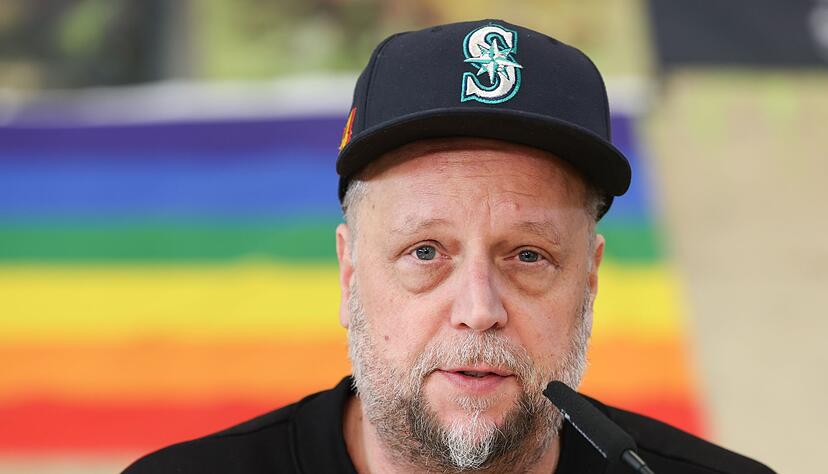 Es sei fast unmöglich, in «so harten Zeiten» unpolitisch zu sein, sagt Smudo. Es sei fast unmöglich, in «so harten Zeiten» unpolitisch zu sein, sagt Smudo.