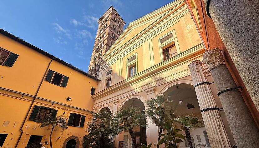 Die meisten Touristen nehmen die Kirche gar nicht wahr. (Archivbild)