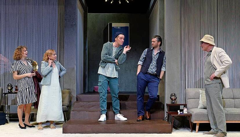 Eine bildungsb&uuml;rgerliche Vorzeigefamilie? Durch einen Lottogewinn wird die harmonische Beziehung der Gauthiers auf die Probe gestellt.