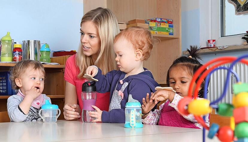 Alle Kinder sollen gleiche Bildungschancen haben. Mit mehr Sprachf&ouml;rderung und Ganztagesschulen in sozialen Brennpunkten soll diesem Ziel n&auml;her gekommen werden.
Foto: RioPatuca Images/stock.adobe.com