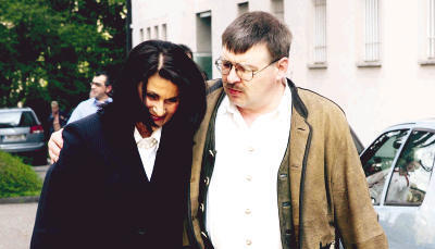 Alfred B. hält sich offenbar bei Freunden auf Alfred B. hält sich offenbar bei Freunden auf