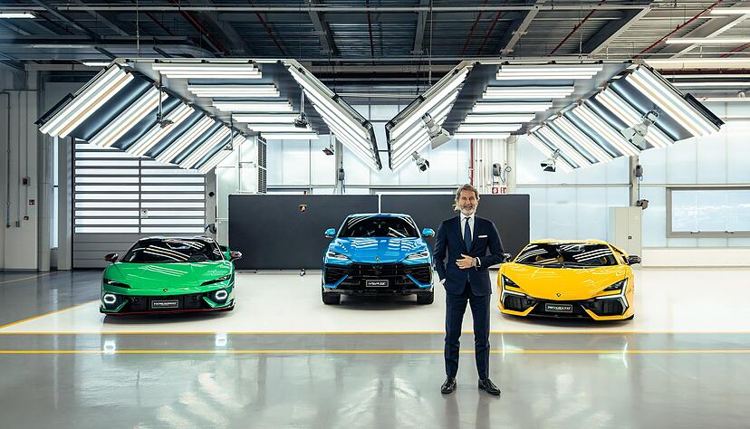Lamborghini-Chef Stephan Winkelmann kann sich mit seiner Mannschaft über das beste Jahr in der Unternehmensgeschichte freuen Lamborghini-Chef Stephan Winkelmann kann sich mit seiner Mannschaft über das beste Jahr in der Unternehmensgeschichte freuen