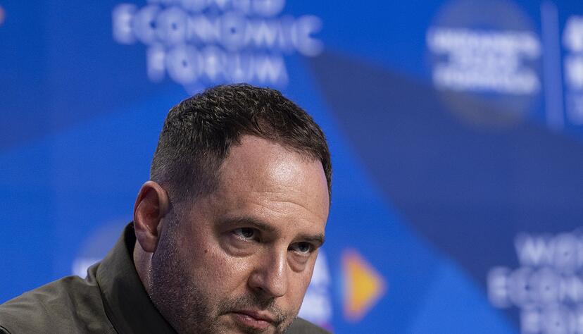 Die Ukraine arbeitet nach Angaben von Selenskyjs Stabschef Jermak an einer milit&auml;rischen Komponente von Sicherheitsgarantien. (Archivbild)