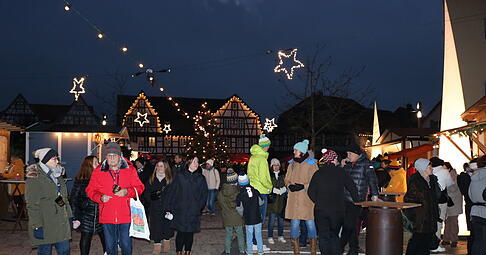 Die letzte Chance für einen Bummel über die Weihnachtsmärkte nutzten am Wochenende zahlreiche Hohenloher. Bis zum heutigen Sonntagabend, 15. Dezember, gibt’s noch Gelegenheit im Landkreis.