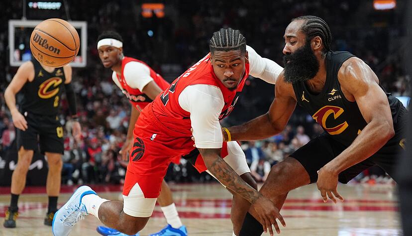 James Harden (r) geh&ouml;rte zu Clevelands erfolgreichsten Punktesammlern.