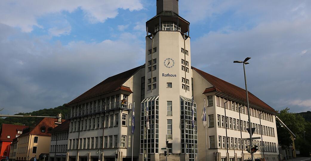 Die Stadtteile sollen mehr mitreden k&ouml;nnen, wor&uuml;ber im Rathaus entschieden wird. Daf&uuml;r werden ab Sommer testweise B&uuml;rgerbeir&auml;te eingef&uuml;hrt.