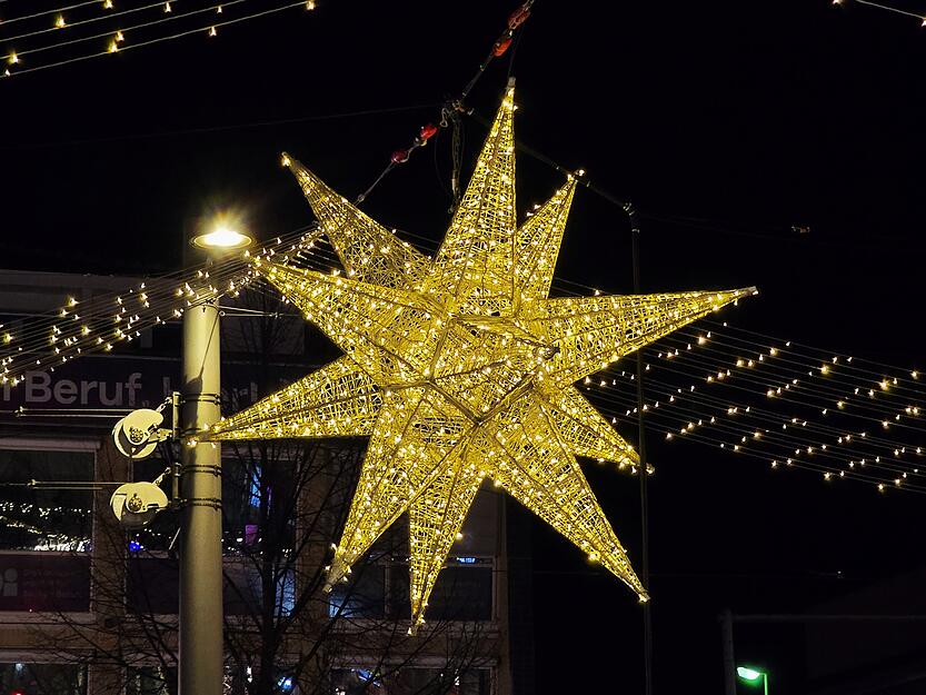 Auch die gro&szlig;en Sterne wirken dort imposant.