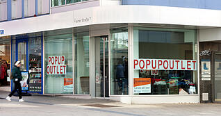 Pop-up-Gesch&auml;fte wie das Popoutlet in der Fleiner Stra&szlig;e bereicherten 2025 kurzzeitig den Handel in Heilbronn. Andere H&auml;ndler kamen dauerhaft in die Stadt.