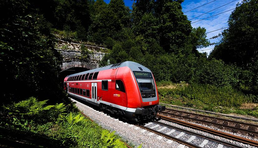 Die zweite Bauphase auf der Strecke der Schwarzwaldbahn zwischen Villingen und Donaueschingen steht an. (Symbolbild)