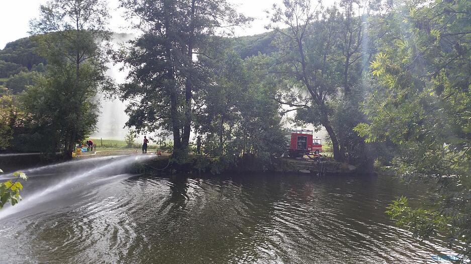 Kontaminiertes Jagstwasser wird abgepumpt | 25.08.