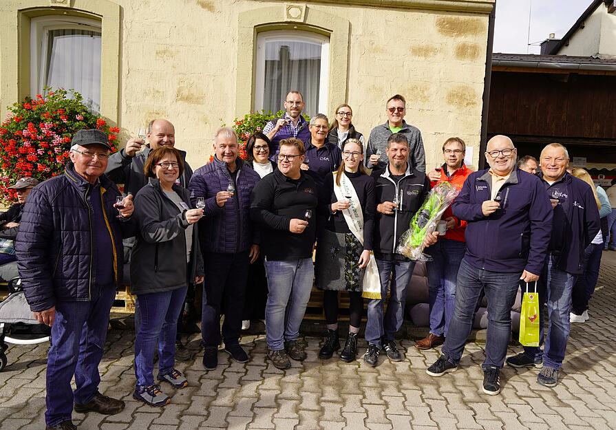 An Allerheiligen lockt das Brenner-Handwerk tausende nach Pfedelbach - auch diese Gruppe. An Allerheiligen lockt das Brenner-Handwerk tausende nach Pfedelbach - auch diese Gruppe.