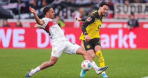 Nikolas Nartey und der VfB Stuttgart verhandeln wohl &uuml;ber einen neuen Vertrag. Der aktuelle Kontrakt l&auml;uft im Sommer aus.