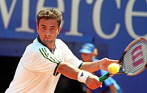 Stand vor 27 Jahren eine Woche im Fokus der &Ouml;ffentlichkeit: Hendrik Dreekmann erreichte 1994 das Viertelfinale der French Open in Paris, der gr&ouml;&szlig;te Erfolg in der Profikarriere des Ostwestfalen. Foto: Archiv/dpa