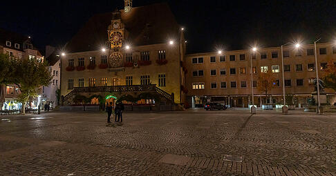 Polizisten wurden in der Nacht auf Mittwoch zum Heilbronner Marktplatz gerufen.