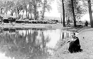 Die Reste des Böckinger Sees auf der Viehweide. 1948 wurde der Tümpel mit Kriegstrümmern zugeschüttet.
Foto: Archiv