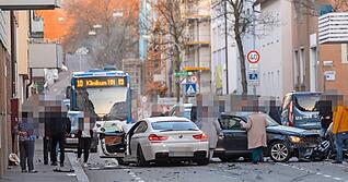 Ein Moment, der das Leben vieler Menschen von einer Sekunde auf die andere ver&auml;nderte: Der t&ouml;dliche Unfall in der Wollhausstra&szlig;e im Februar 2023.