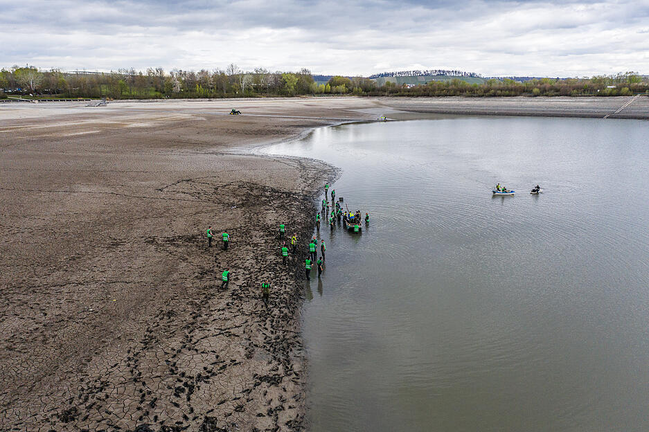 Luftbilder vom Abfischen des Breitenauer Sees