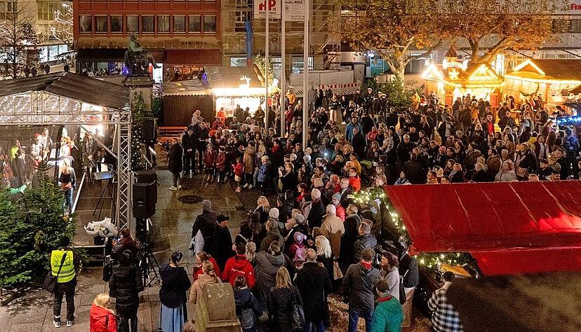 Der Käthchen Weihnachtsmarkt in Heilbronn lockt jedes Jahr zahlreiche Besucher in die Innenstadt. Der Käthchen Weihnachtsmarkt in Heilbronn lockt jedes Jahr zahlreiche Besucher in die Innenstadt.