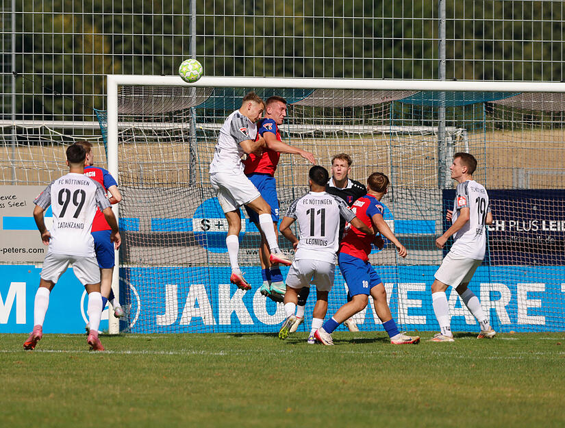 Fußball-Oberliga, FSV Hollenbach - FC Nöttingen Fußball-Oberliga, FSV Hollenbach - FC Nöttingen