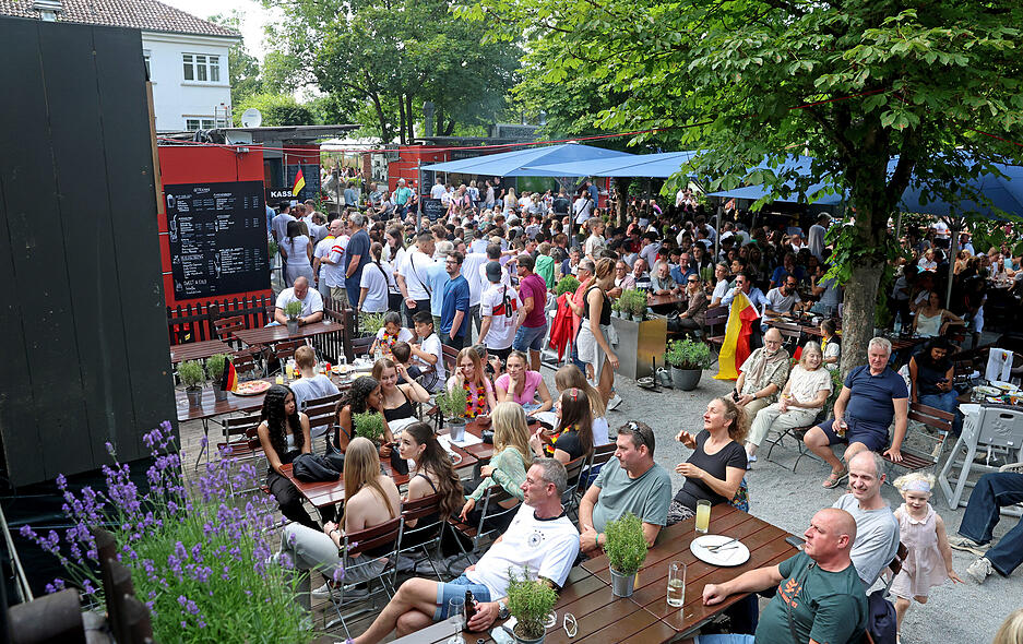 Public Viewing in Heilbronn bei Deutschland gegen Ungarn