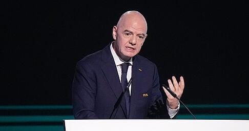 Gianni Infantino k&uuml;ndigt seine erneute Kandidatur als FIFA-Pr&auml;sident an.