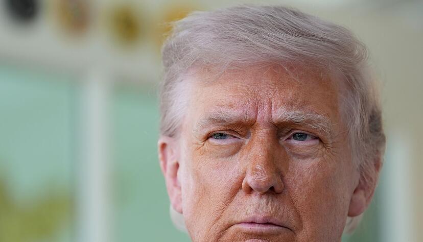 Die Ermahnungen von Papst Leo XIV. zu Frieden in der Welt haben den US-Präsidenten Donald Trump tief erzürnt. (Archivbild) Die Ermahnungen von Papst Leo XIV. zu Frieden in der Welt haben den US-Präsidenten Donald Trump tief erzürnt. (Archivbild)