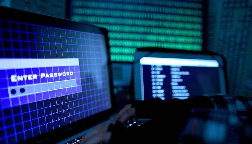 Immer öfter werden Menschen Ziel von Cyber-Attacken. Immer öfter werden Menschen Ziel von Cyber-Attacken.