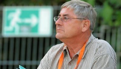 In Darmstadt soll über die Zukunft von Trainer Werner Goldmann entscheiden werden. In Darmstadt soll über die Zukunft von Trainer Werner Goldmann entscheiden werden.