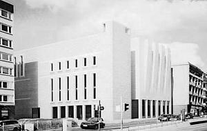 Zweiter Preis an Barucco-Pfeifer, das Büro hat die Heilbronner St.-Augustinus-Kirche umgebaut. Zweiter Preis an Barucco-Pfeifer, das Büro hat die Heilbronner St.-Augustinus-Kirche umgebaut.