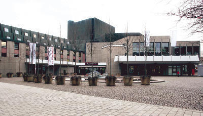 Wer im Theater am Berliner Platz ab der Spielzeit 2008/2009 das Sagen hat, entscheidet der Heilbronner Gemeinderat am 15. Februar.
          Foto: Andreas Veigel