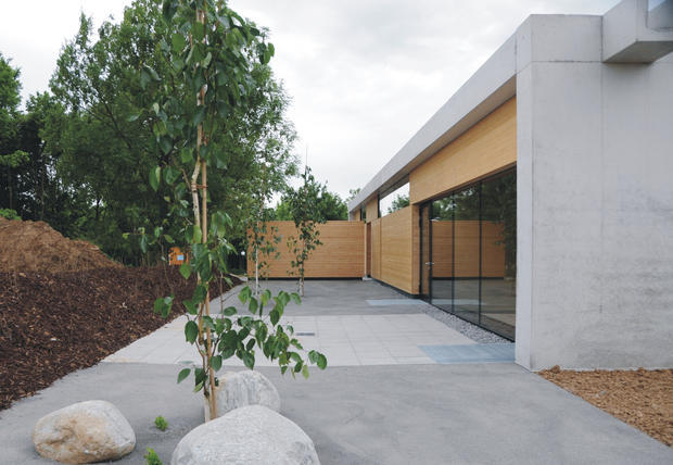Neubau Förder- und Betreuungsgruppe Längelter, Längelterstraße 193, 74080 Heilbronn 
Bauherr:	Beschützende Werkstätte Heilbronn e.V., Längelterstr. 188, 74080 Heilbronn
Architekt:	Bernd Zimmermann Freier Architekt BDA, Cäcilienstr. 62, 74072 Heilbronn