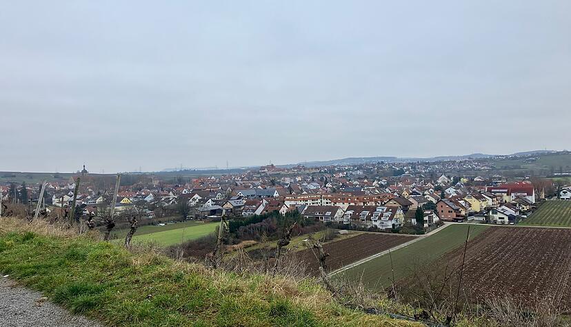 Ein beliebter Treffpunkt an Silvester: Von der Katharinenstra&szlig;e bietet sich ein weiter Blick &uuml;ber Lauffen und dar&uuml;ber hinaus.