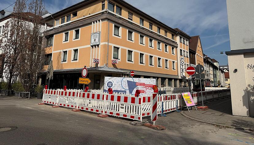 Die Baustelle in der Heilbronner Gerberstraße erschwert derzeit das Leeren der Glascontainer in der Lohtorstraße. Die Baustelle in der Heilbronner Gerberstraße erschwert derzeit das Leeren der Glascontainer in der Lohtorstraße.