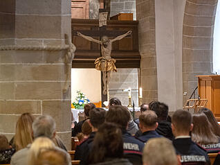 Am frühen Dienstagabend fand in der St. Laurentiuskirche in Niedernhall eine Gedenkfeier statt.