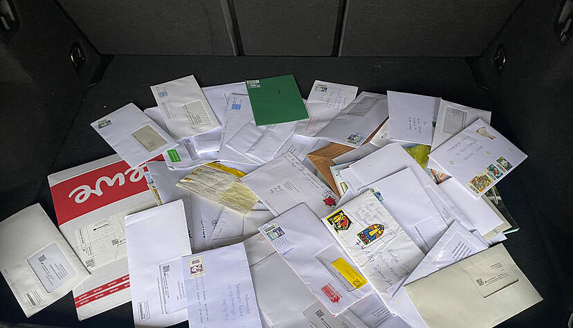 Die aufgefundenen Briefe sind in der Weinsberger Postfiliale abgegeben worden. Die aufgefundenen Briefe sind in der Weinsberger Postfiliale abgegeben worden.