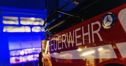 Ein Einsatzfahrzeug der Feuerwehr.