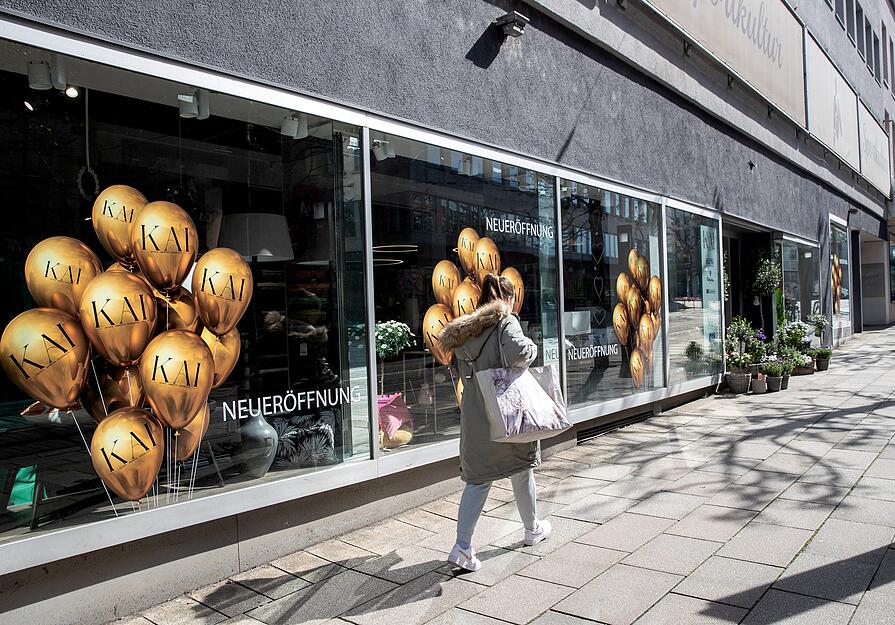 2023: Nach der Saemann-Insolvenz eröffnet der Concept-Store KAI  an der Kaiserstraße.