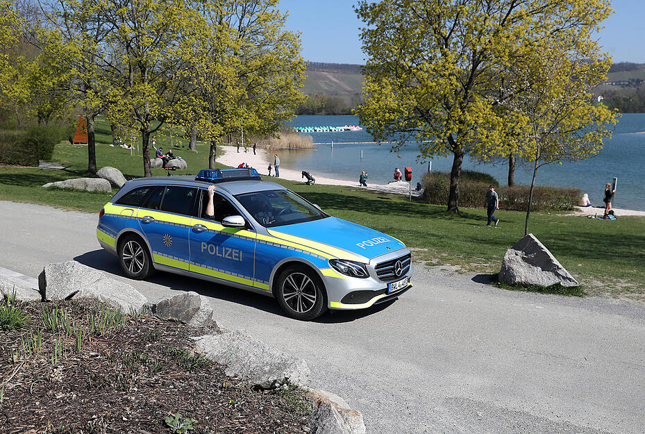 Polizeikontrollen am Breitenauer See