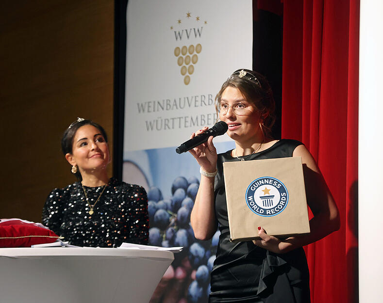 Wahl der Württemberger Weinkönigin in Pfedelbach 2022 Wahl der Württemberger Weinkönigin in Pfedelbach 2022