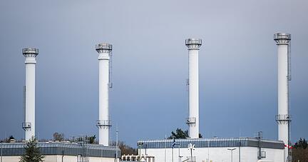 Die Anlage des Astora-Erdgasspeichers in Rehden. Es handelt sich dabei um den gr&ouml;&szlig;ten Speicher in Westeuropa. Die Astora GmbH ist zudem eine Tochtergesellschaft des russischen Energiekonzerns Gazprom.